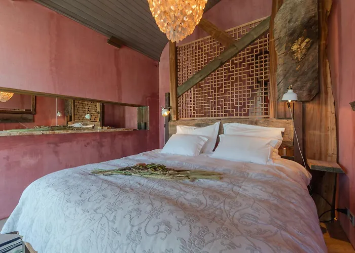 Pink House Santa Cruz Aldeia dos Cunhados