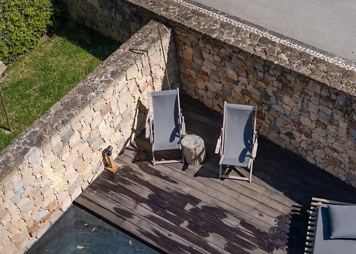 Pink House Santa Cruz * Aldeia dos Cunhados